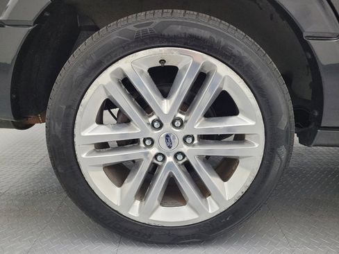 Used 2016 Ford Expedition Limited w/ Equipment Group 301A AWD/4WD image 31