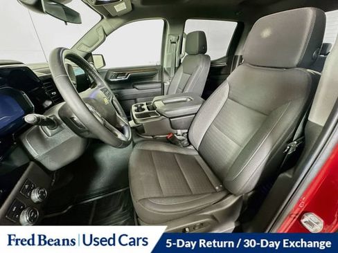 Used 2023 Chevrolet Silverado 1500 LT AWD/4WD image 27