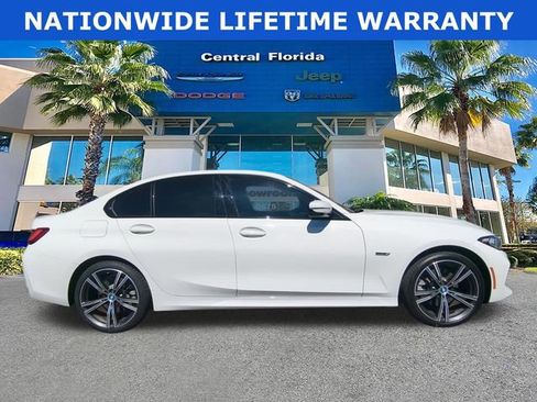 Used 2023 BMW 330e w/ Driving Assistance Package image 4