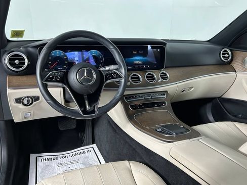 Used 2022 Mercedes-Benz E 350 4MATIC Sedan w/ AMG Line Exterior image 17