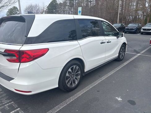 Used 2024 Honda Odyssey EX-L image 6