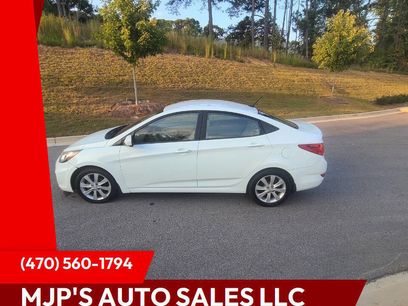 Used 2013 Hyundai Accent GLS w/ Premium Pkg