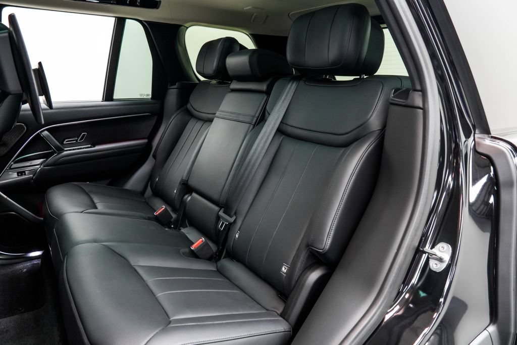 Used 2023 Land Rover Range Rover First Edition AWD/4WD image 18