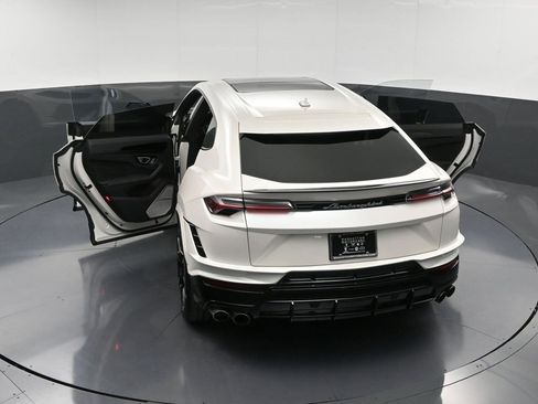 Used 2024 Lamborghini Urus S image 40