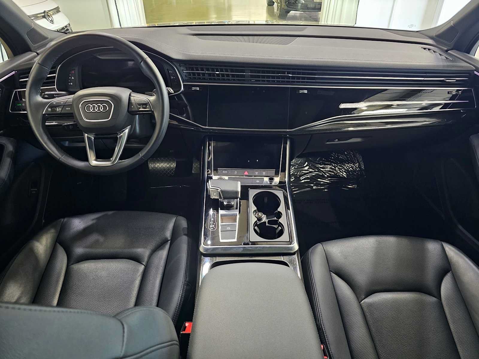 Used 2023 Audi Q7 2.0T Premium Plus w/ Premium Plus Package AWD/4WD image 20