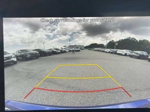Used 2024 Hyundai Elantra SEL FWD image 29