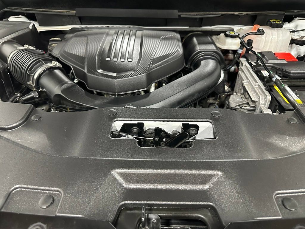Used 2025 Chevrolet Traverse Z71 w/ Driver Confidence Package AWD/4WD image 66