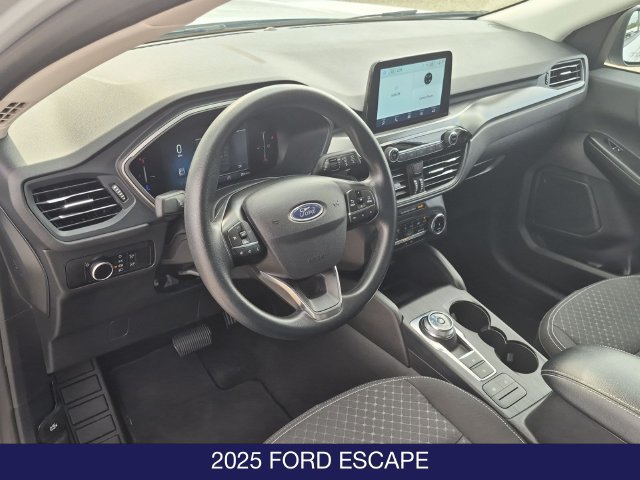 Used 2025 Ford Escape Active FWD image 11