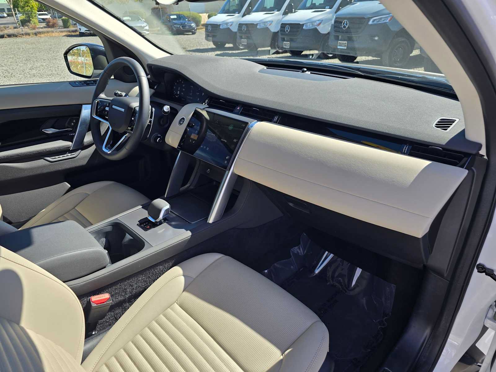 Used 2025 Land Rover Discovery Sport S AWD/4WD image 10