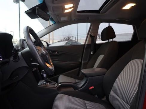 Used 2021 Hyundai Kona SEL Plus w/ Cargo Package image 16