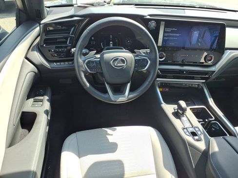 Certified 2025 Lexus TX 350 AWD w/ Technology Package image 9