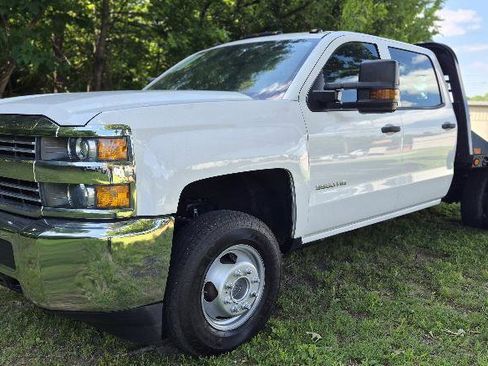 Used 2016 Chevrolet Silverado 3500 W/T w/ WT Convenience Package RWD image 3