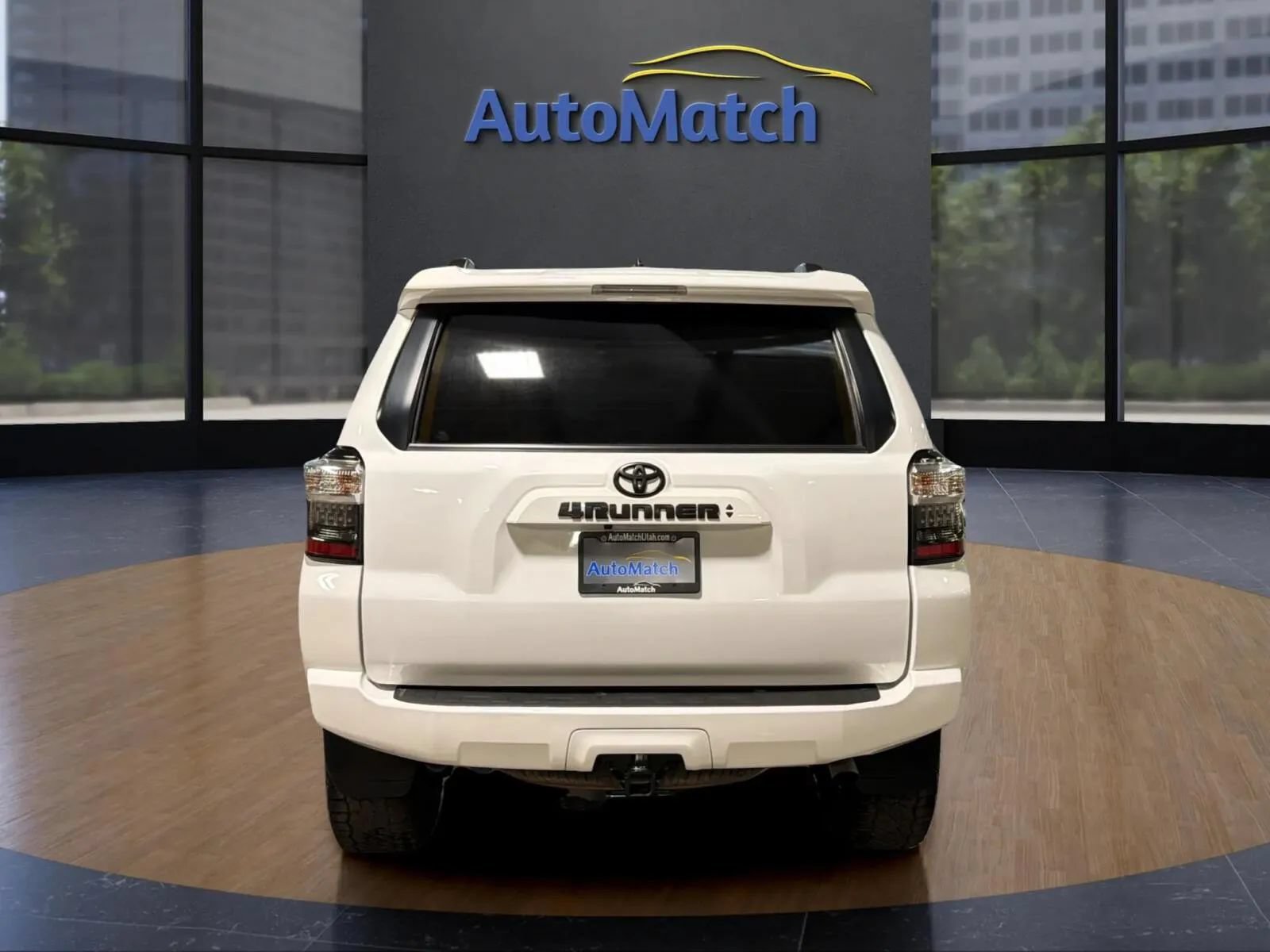 Used 2023 Toyota 4Runner SR5 Premium w/ Moonroof Package AWD/4WD image 9