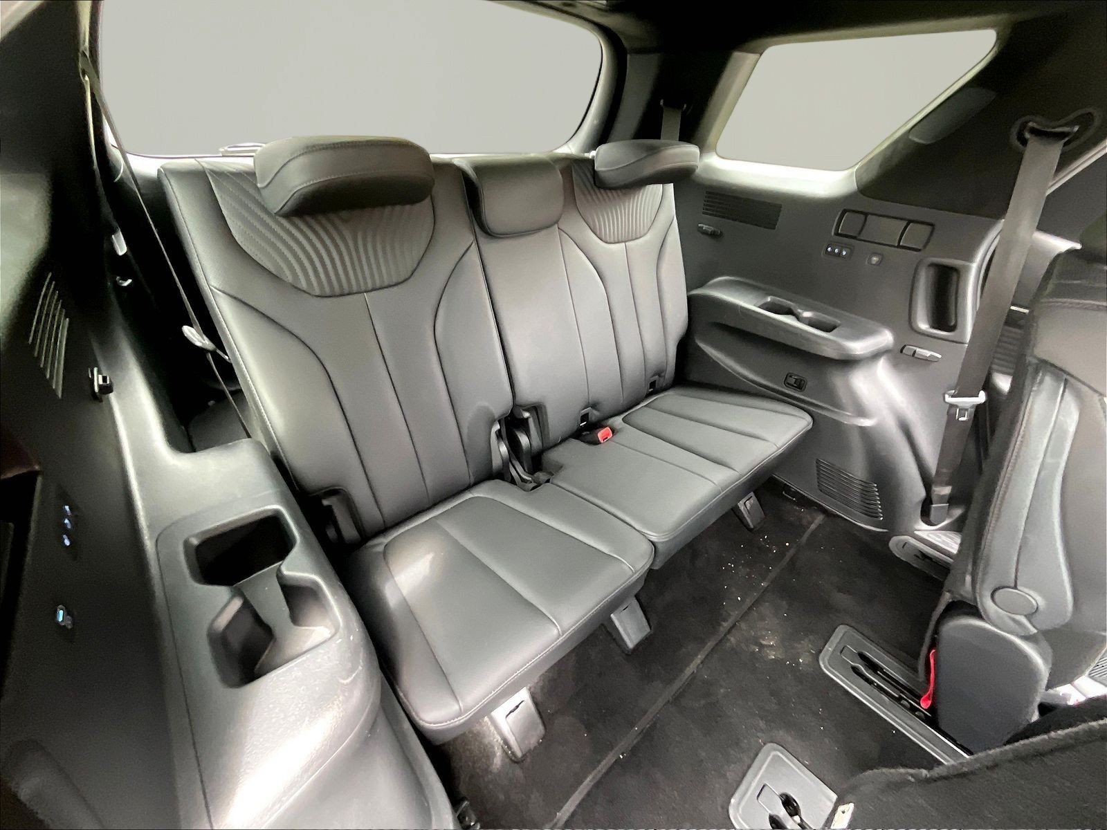 Used 2024 Hyundai Palisade Calligraphy AWD/4WD image 27