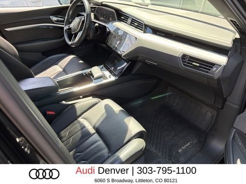 Used 2022 Audi e-tron Chronos AWD/4WD image 10