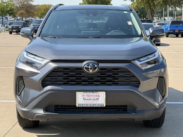 Used 2025 Toyota RAV4 XLE w/ Convenience Package FWD image 8