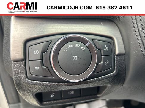Used 2018 Ford Explorer Platinum AWD/4WD image 17
