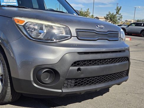 Used 2017 Kia Soul FWD image 9