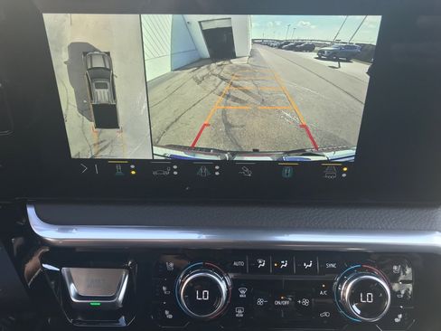 Used 2023 GMC Sierra 1500 Denali AWD/4WD image 25