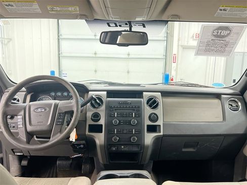 Used 2010 Ford F150 XLT image 10