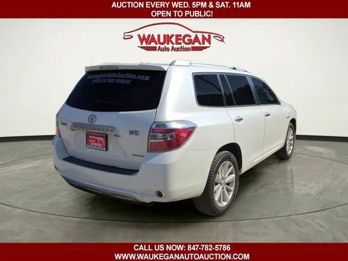 Used 2009 Toyota Highlander Limited w/ Extra Value Pkg 3 AWD/4WD image 4