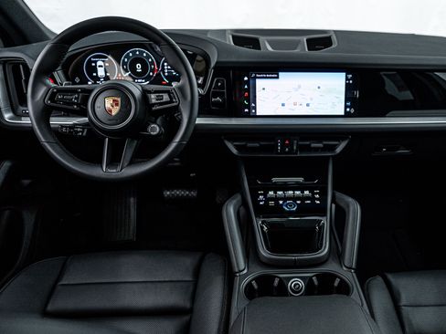 Certified 2026 Porsche Cayenne image 14