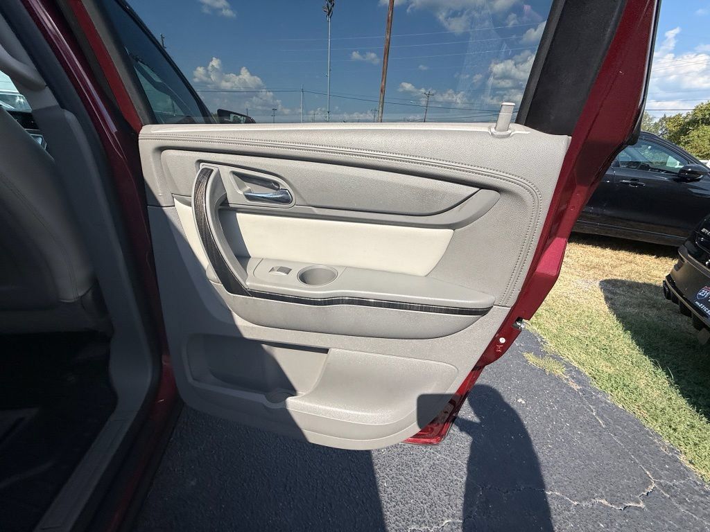 Used 2017 GMC Acadia Limited SLT FWD image 18