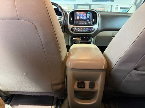 Used 2017 GMC Canyon SLE w/ SLE Convenience Package AWD/4WD image 19
