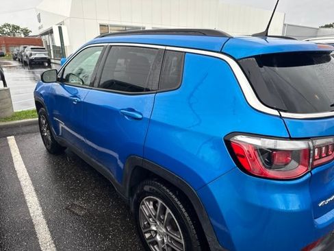 Used 2020 Jeep Compass Latitude AWD/4WD image 3