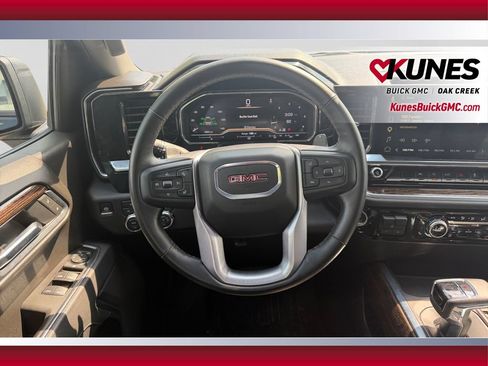 Used 2025 GMC Sierra 1500 Elevation AWD/4WD image 15