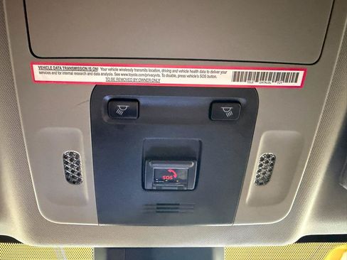 Used 2023 Toyota Camry SE FWD image 21