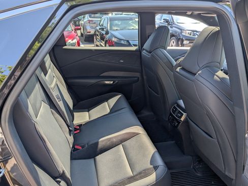 Used 2024 Lexus RX 500h F Sport w/ Convenience Package AWD/4WD image 13