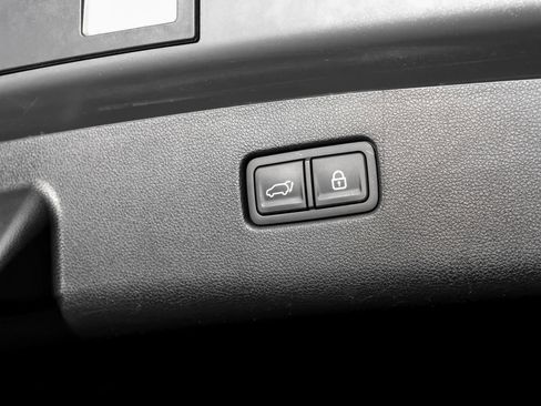 Used 2022 Genesis GV70 3.5T Sport w/ Sport Advanced Package image 61