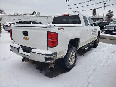 Used 2015 Chevrolet Silverado 2500 LT image 3