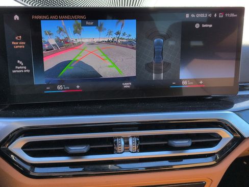 Certified 2023 BMW 330i Sedan w/ Premium Package image 24