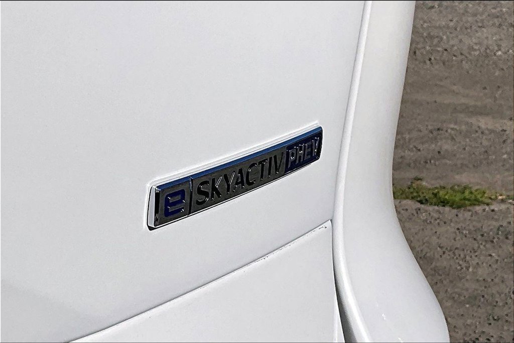 Used 2024 MAZDA CX-90 Plug-In Hybrid w/ Premium Pkg AWD/4WD image 11