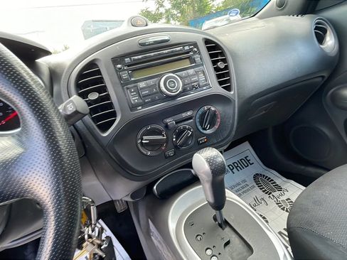 Used 2013 Nissan Juke S AWD/4WD image 14