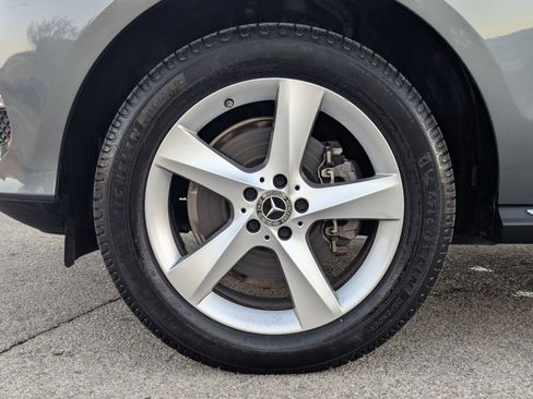 Used 2018 Mercedes-Benz GLE 350 4MATIC image 29