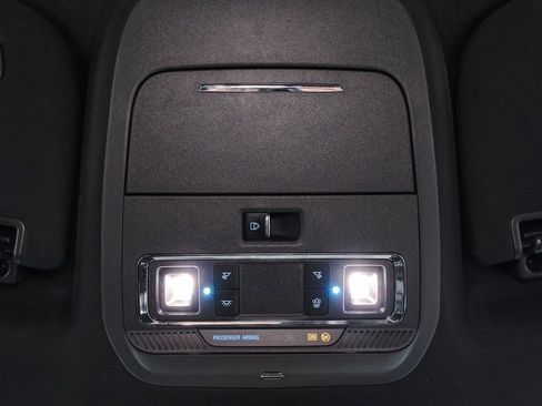 Used 2025 Ford F250 Platinum w/ FX4 Off-Road Package image 20