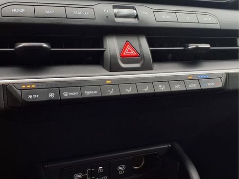 Used 2025 Kia K4 FWD image 9