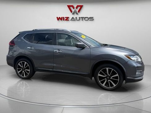 Used 2019 Nissan Rogue SL w/ Premium Package AWD/4WD image 6