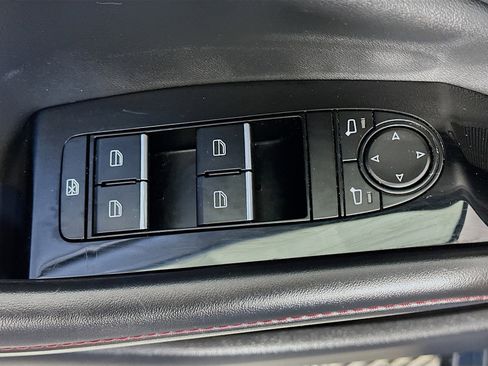 Used 2025 MAZDA MAZDA3 s image 15