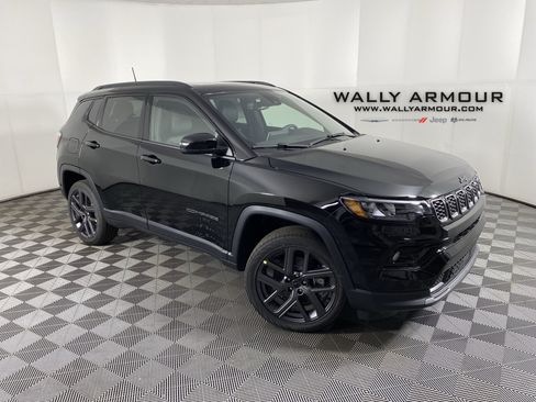 New 2026 Jeep Compass Limited w/ Sun, Sound & Navigation Group AWD/4WD image 1