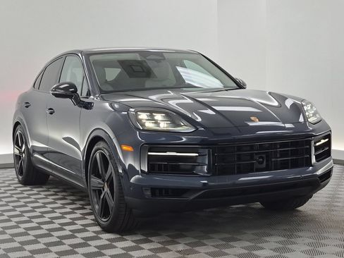 New 2026 Porsche Cayenne Coupe AWD/4WD image 8
