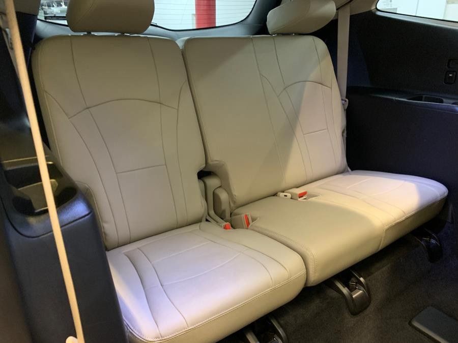 Used 2020 Buick Enclave Premium w/ Sun and Sites Package AWD/4WD image 23