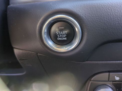 Used 2021 MAZDA CX-5 Touring image 17