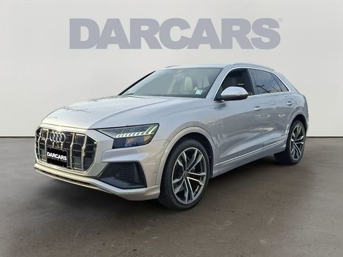 Used 2021 Audi SQ8 Prestige w/ Prestige Package image 3