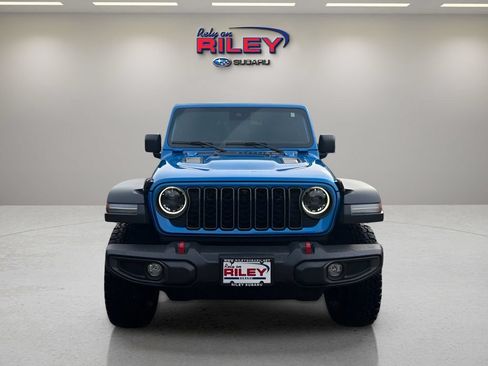 Used 2024 Jeep Wrangler Rubicon w/ Technology Group AWD/4WD image 9