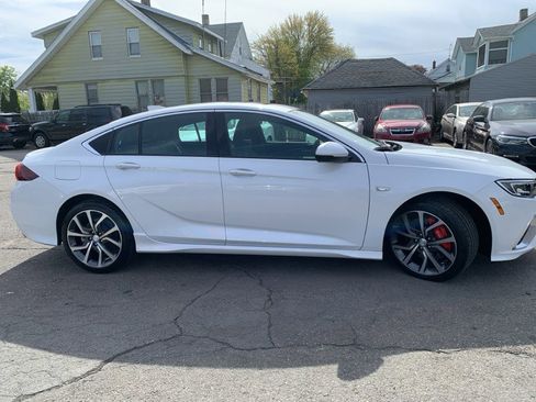 Used 2018 Buick Regal GS w/ Driver Confidence Package #2 AWD/4WD image 4