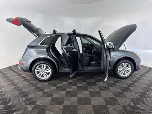 Used 2023 Audi Q5 2.0T Premium w/ Convenience Package AWD/4WD image 17